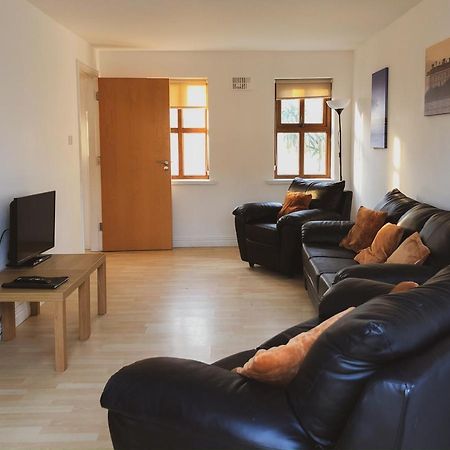 Hookless Holiday Homes Фетард он Сий Екстериор снимка