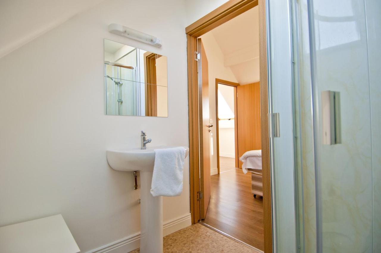 Hookless Holiday Homes Фетард он Сий Екстериор снимка