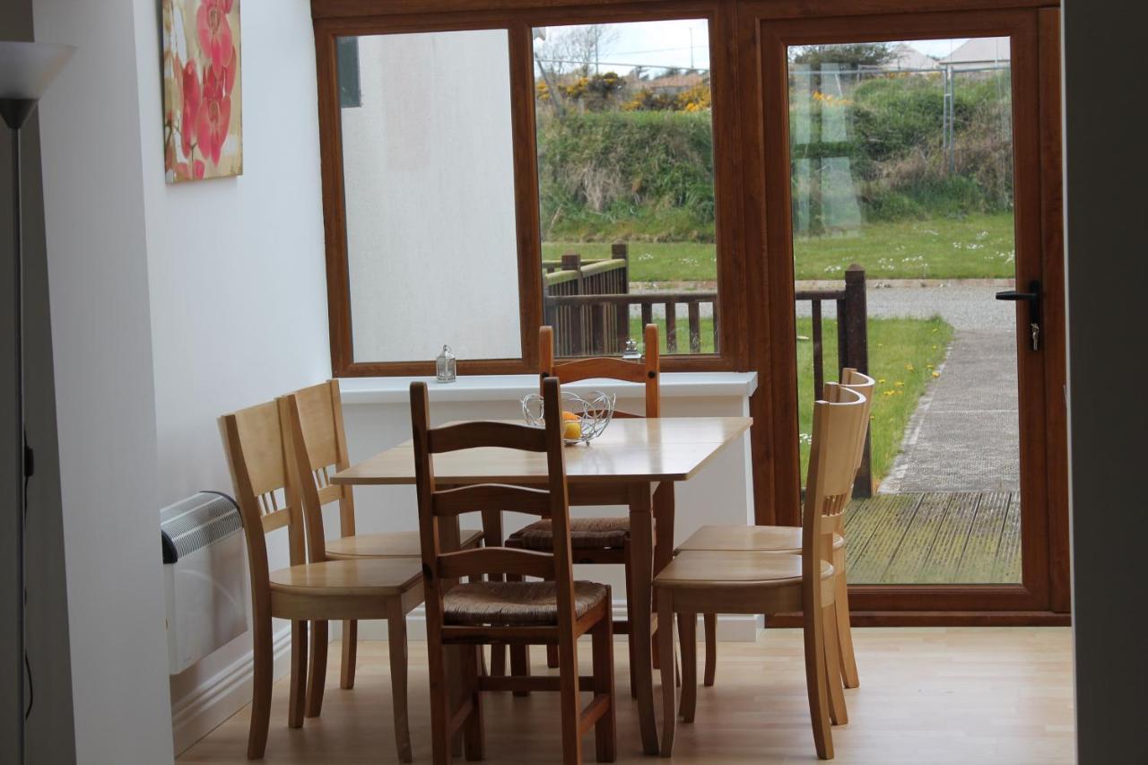 Hookless Holiday Homes Фетард он Сий Екстериор снимка