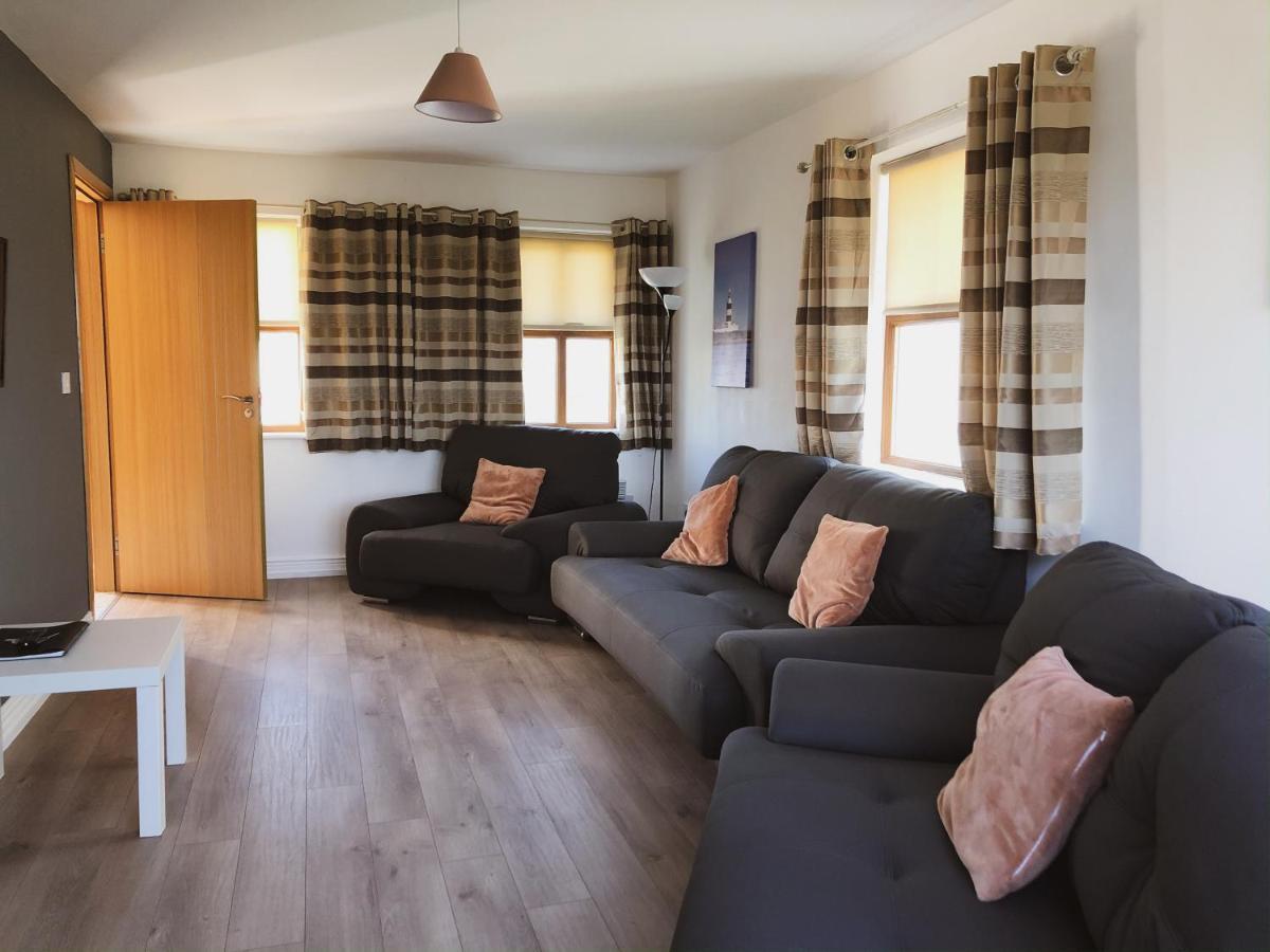 Hookless Holiday Homes Фетард он Сий Екстериор снимка